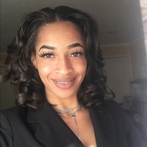 Meet your Posher, Haleigh